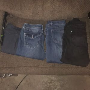 Four pair of various women’s jeans